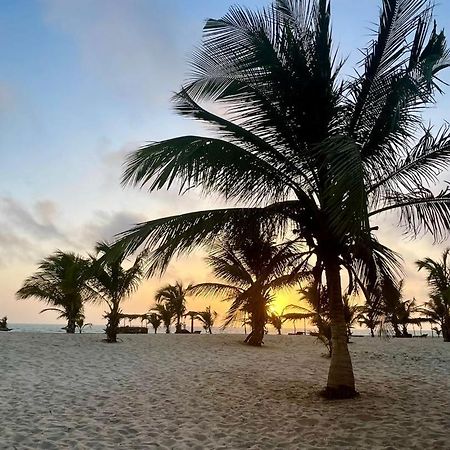 Santana Beachclub Sanyang Bagian luar foto