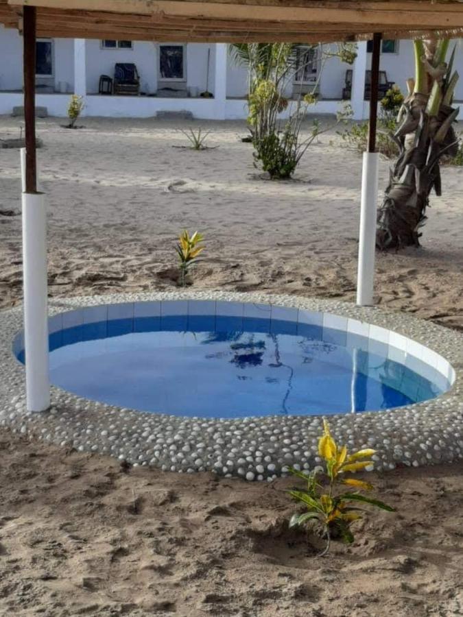 Santana Beachclub Sanyang Bagian luar foto
