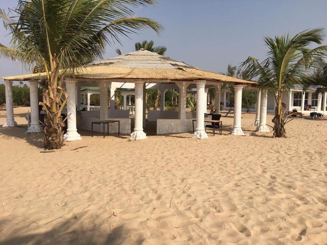 Santana Beachclub Sanyang Bagian luar foto