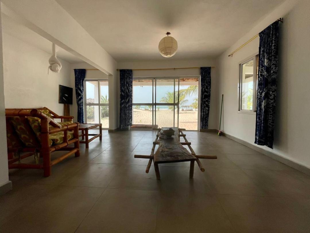 Santana Beachclub Sanyang Bagian luar foto