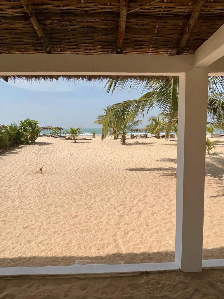 Santana Beachclub Sanyang Bagian luar foto