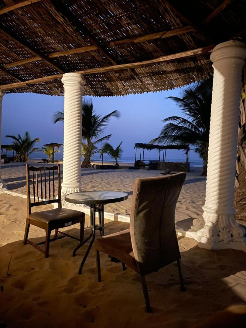 Santana Beachclub Sanyang Bagian luar foto